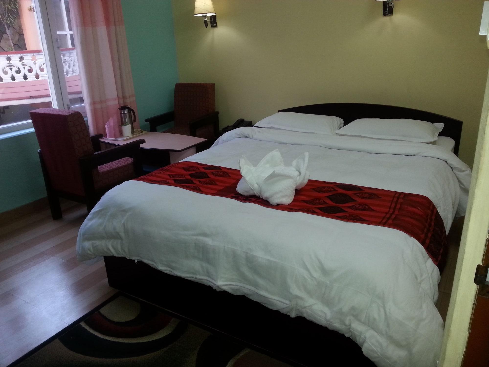 Hotel Fewa Holiday Inn Pokhara Eksteriør billede